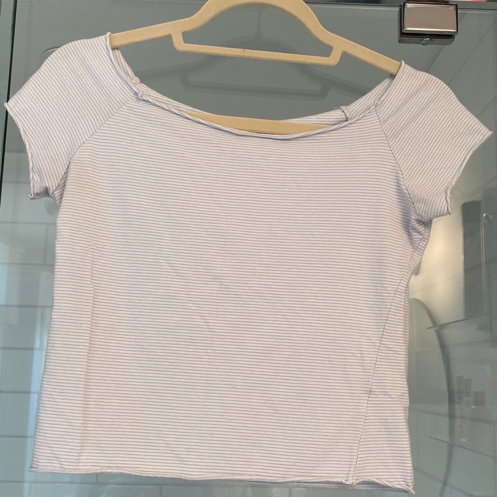 Brandy Melville off the shoulder top